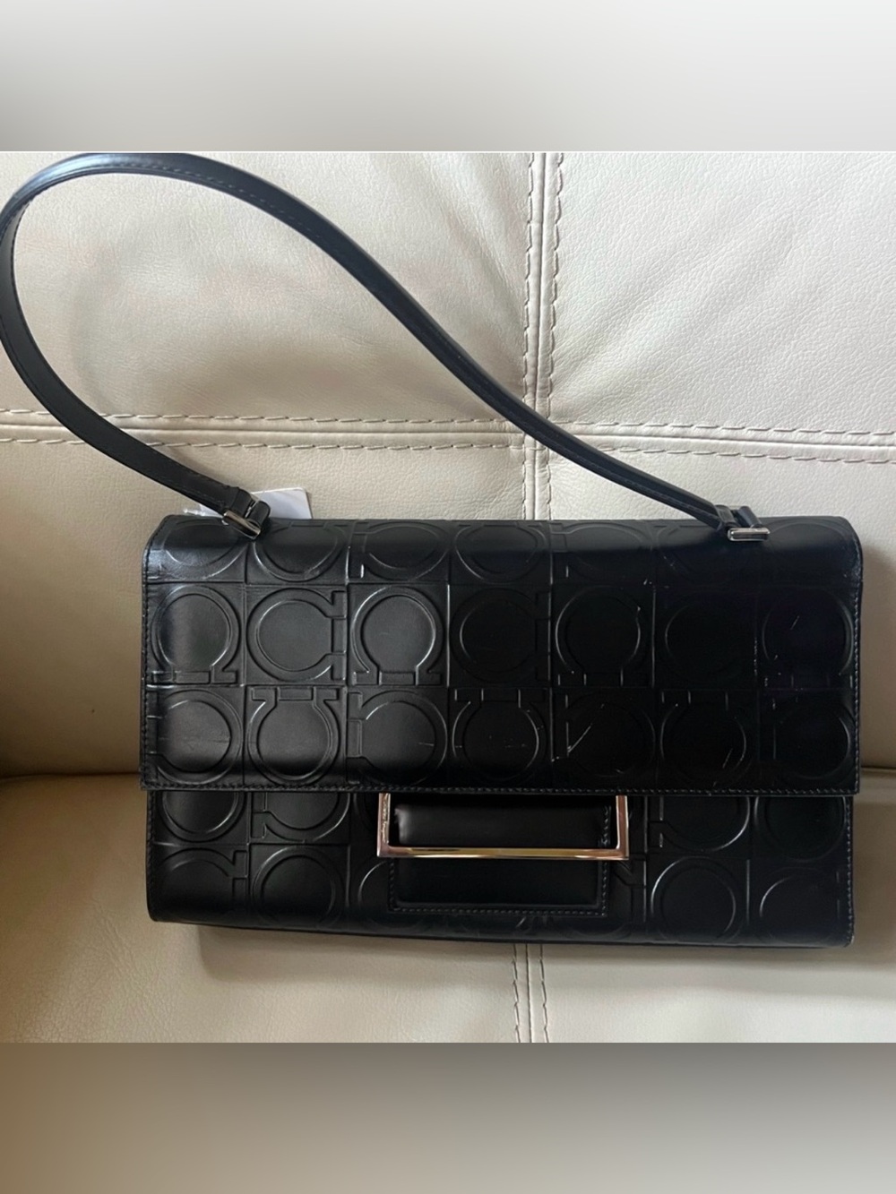 VNT Salvatore Ferragamo Black Embossed Shoulder Bag